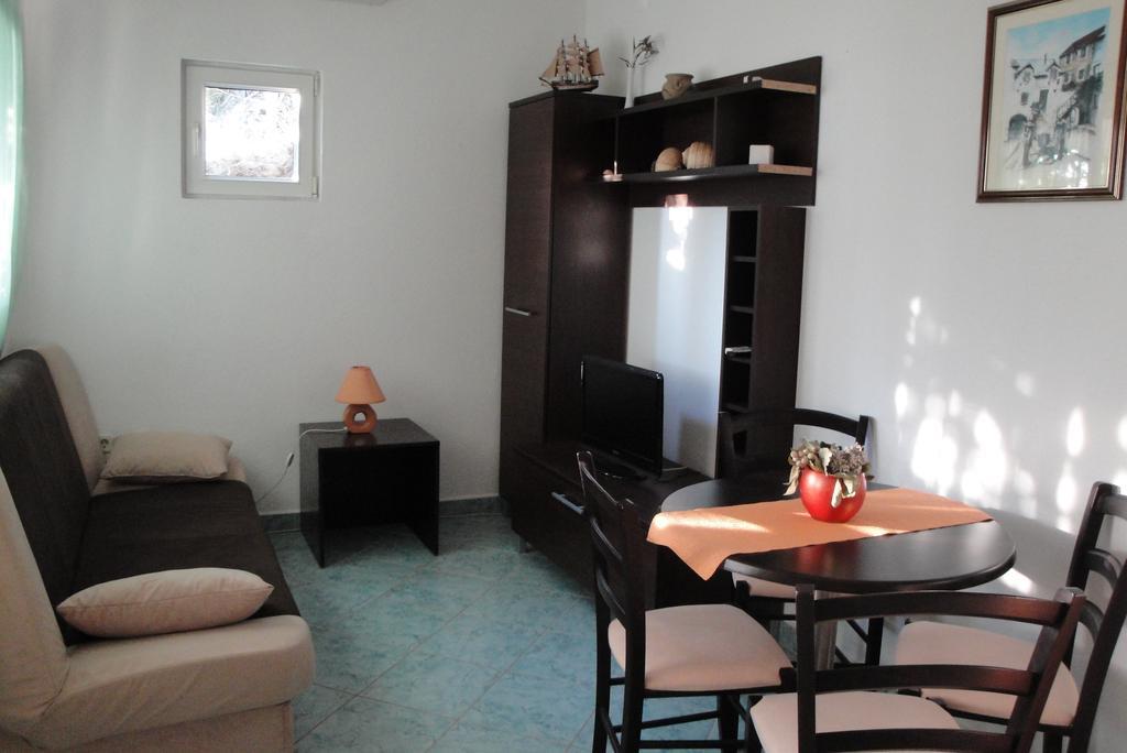 Apartment Hortenzija Baška Voda Zimmer foto