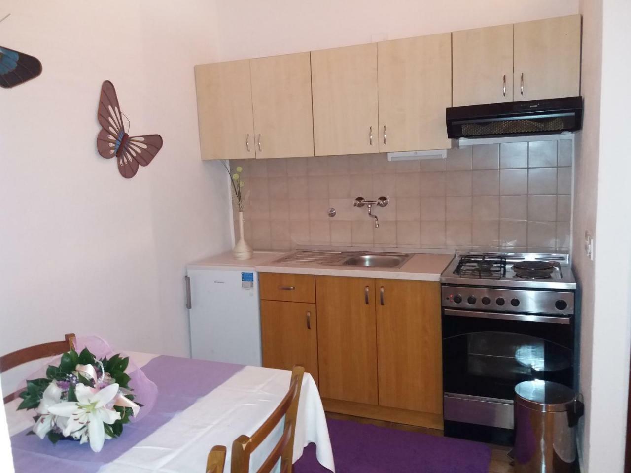 Apartment Hortenzija Baška Voda Exterior foto
